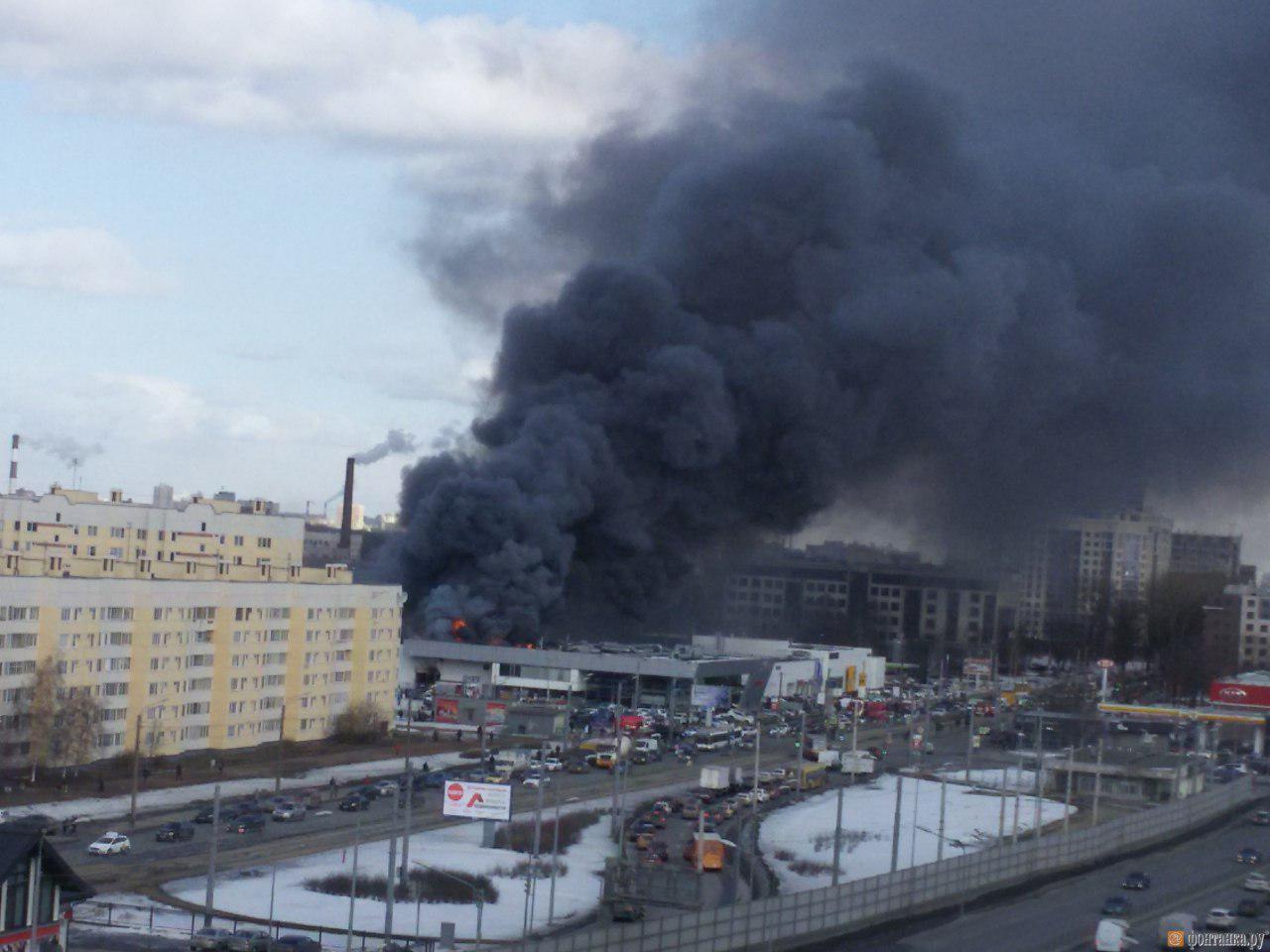 В Санкт-Петербурге пожар