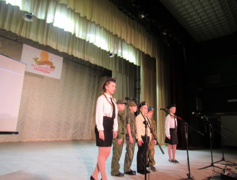 "Марафон скреп": в Крыму детей согнали на пропагандистский конкурс