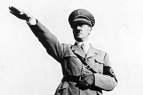 Зигующий Гитлер