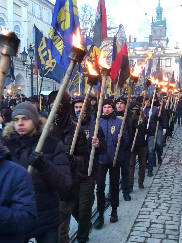 Во Львове ответили на "антибандеровские" выходки Польши