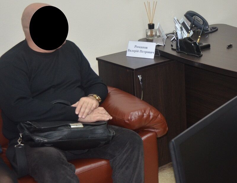 В Запорожской области избираемого чиновника подозревают во взяточничестве (ФОТО)