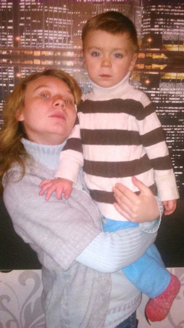Светлана с 3-летним сыном Владиком