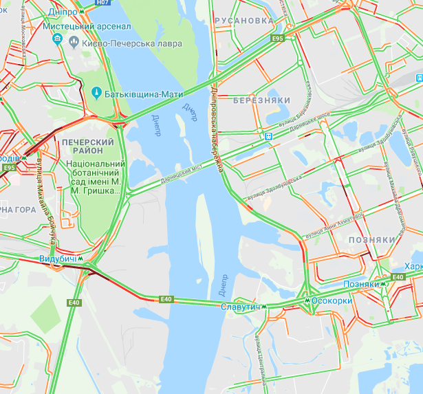 Киев застрял в огромных пробках: карта заторов 