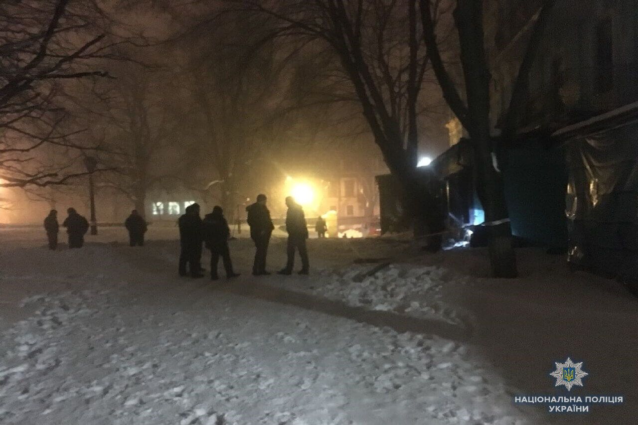 У центрі Києва стався потужний вибух: цілилися із гранатомета