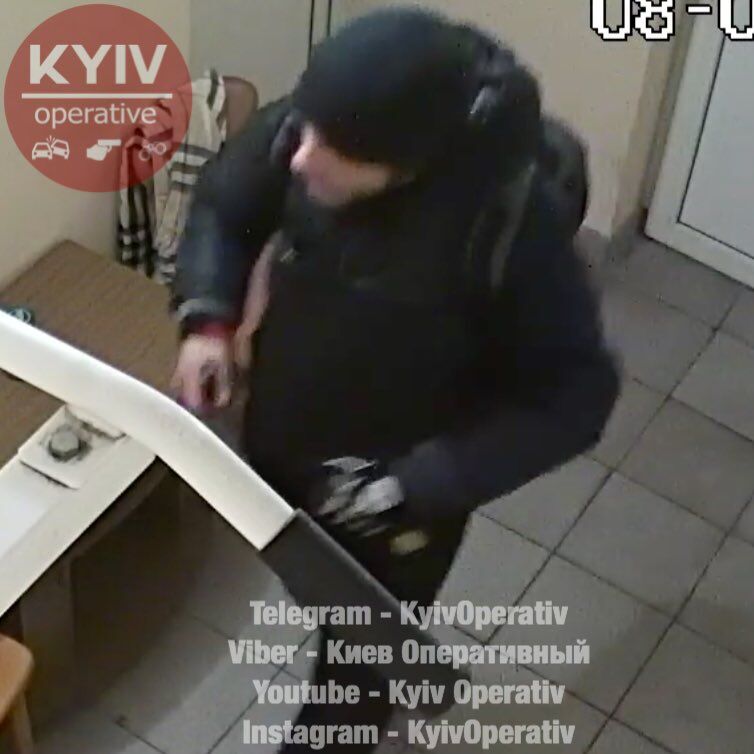 Небачене нахабство: у Києві грабіжники потрапили в об'єктиви камер