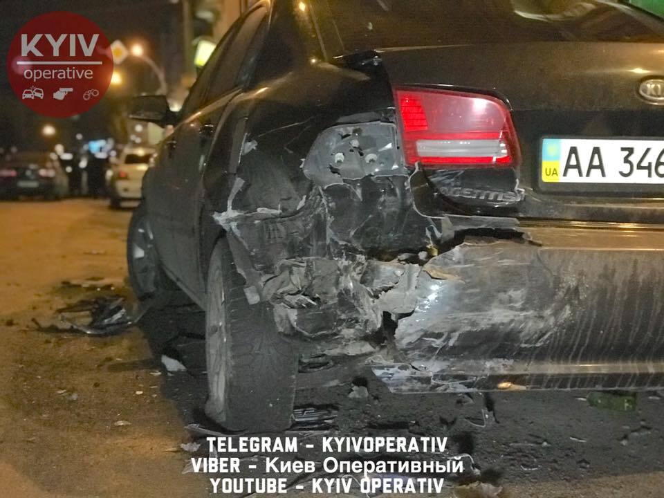 "Водитель с признаками опьянения": в Киеве дипломатическое авто России попало в ДТП. Опубликованы фото и видео