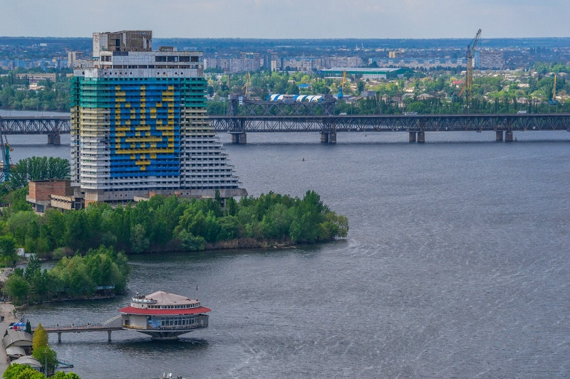 Парус в Дніпрі