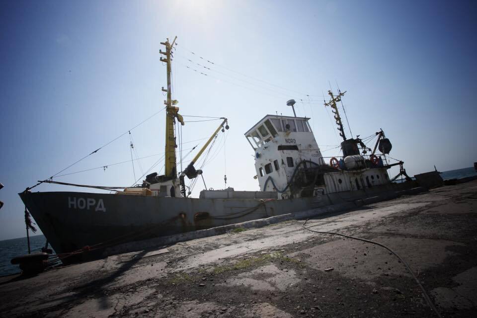 Появилось новое видео с задержанным Украиной российским судном "Норд"