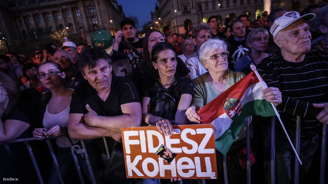 Угорці збунтувалися проти "друга Путіна": всі подробиці