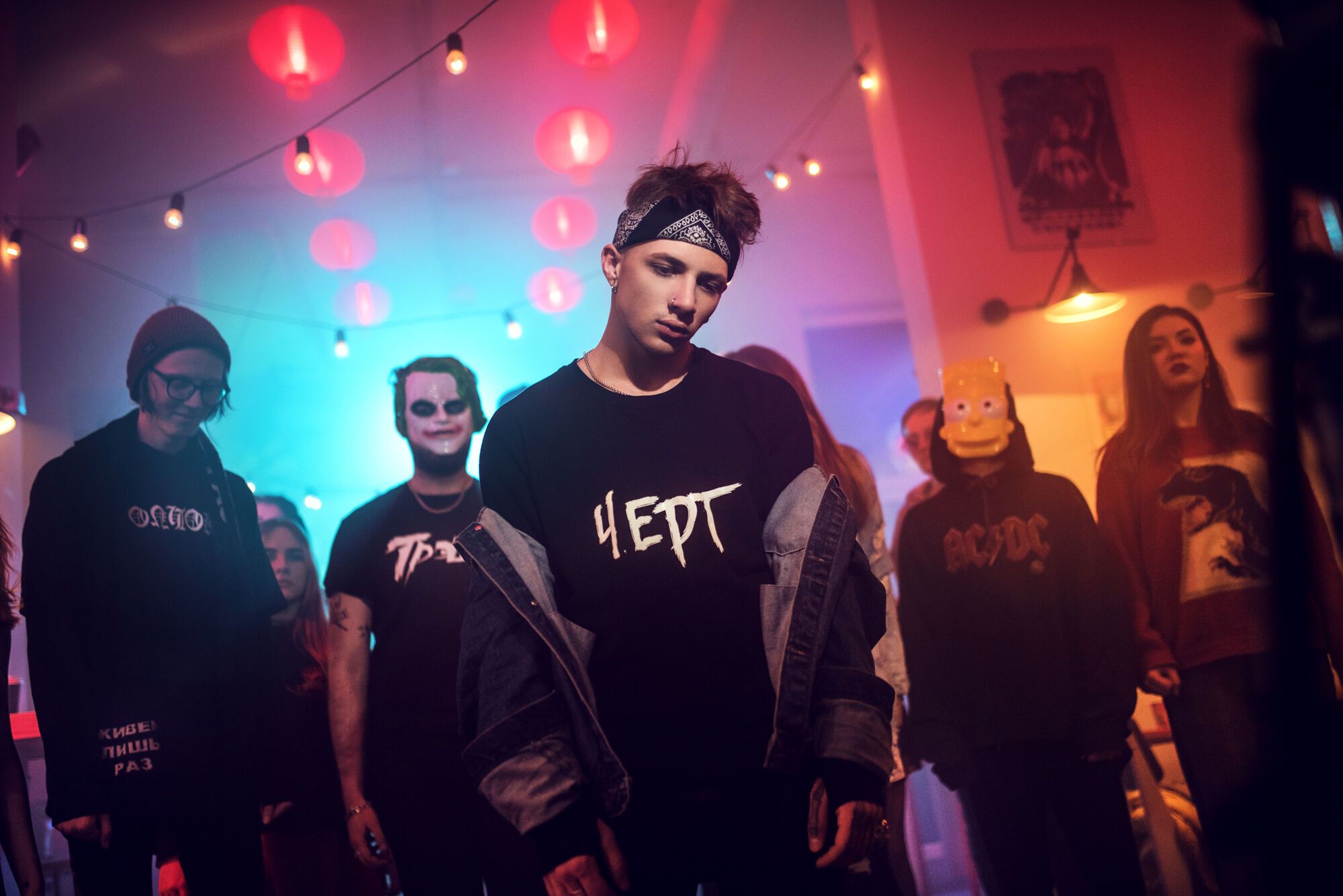 Певица LELA провела ночь с известным блогером Мартыненко