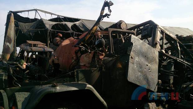 Под Луганском взлетела на воздух армада техники террористов