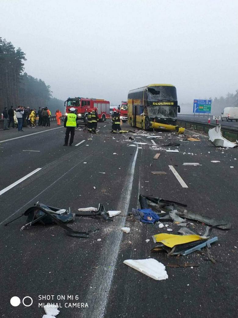 Автобус с украинцами попал в ДТП в Польше: все подробности