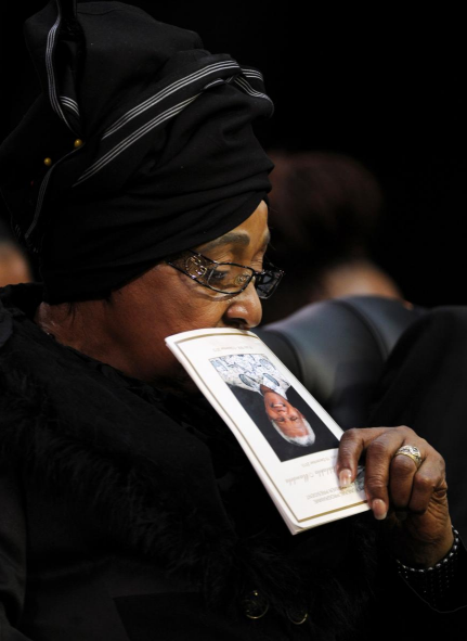 У ПАР померла вдова Нельсона Мандели: що про неї відомо