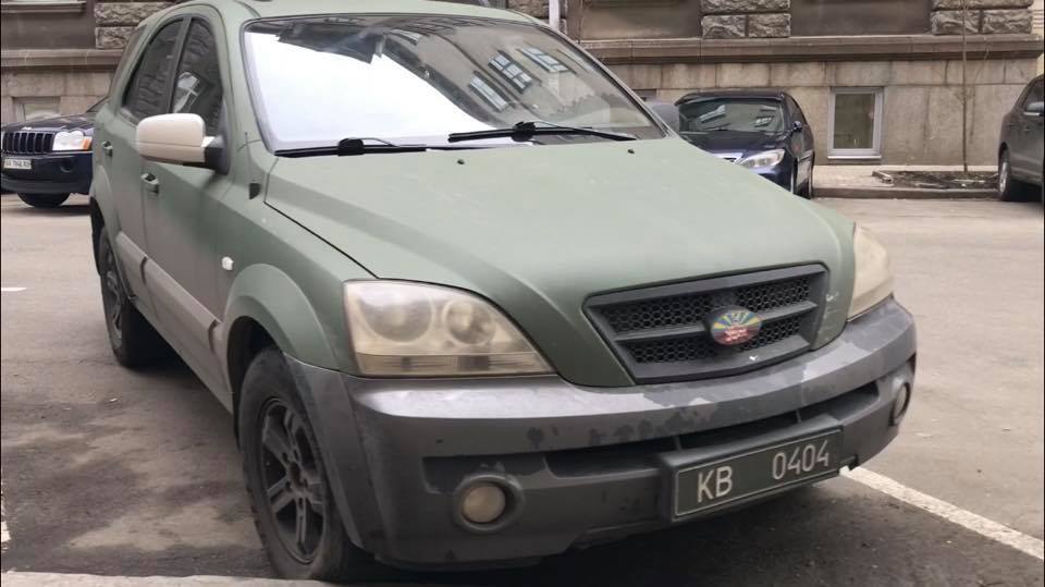 Їздить незаконно: спливли нові деталі про скандальне авто Гаврилюка