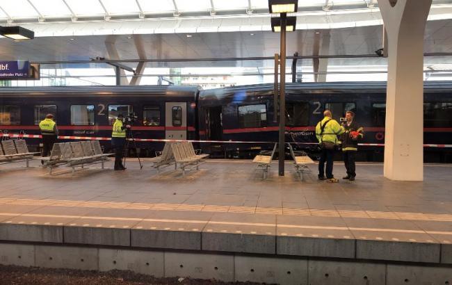 В Австрії зіткнулися два потяги: десятки постраждалих