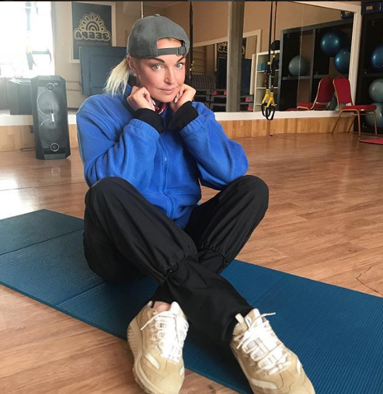 "Значить бояться": Волочкова про відмову Вашингтона артистам