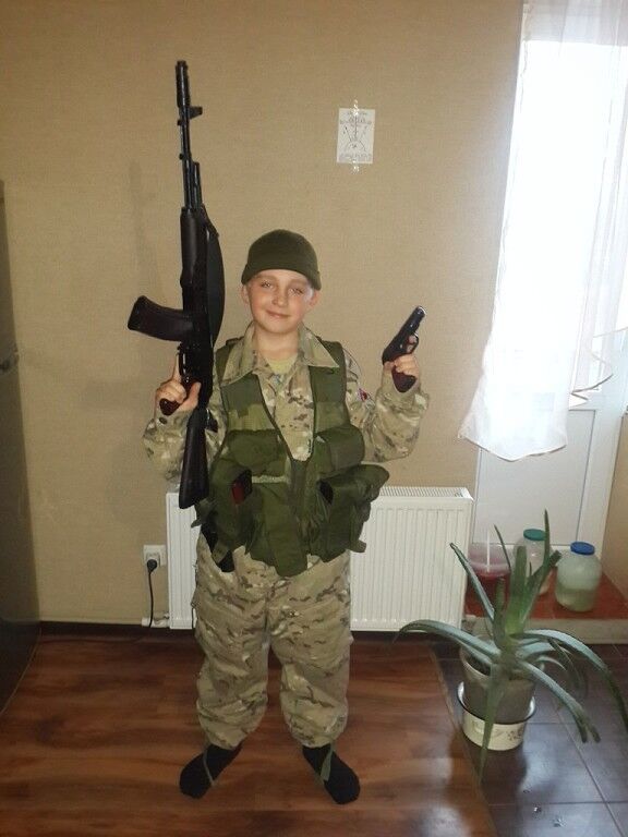 Жертва насильства: в базу "миротворця" потрапив 13-річний терорист "ЛНР"