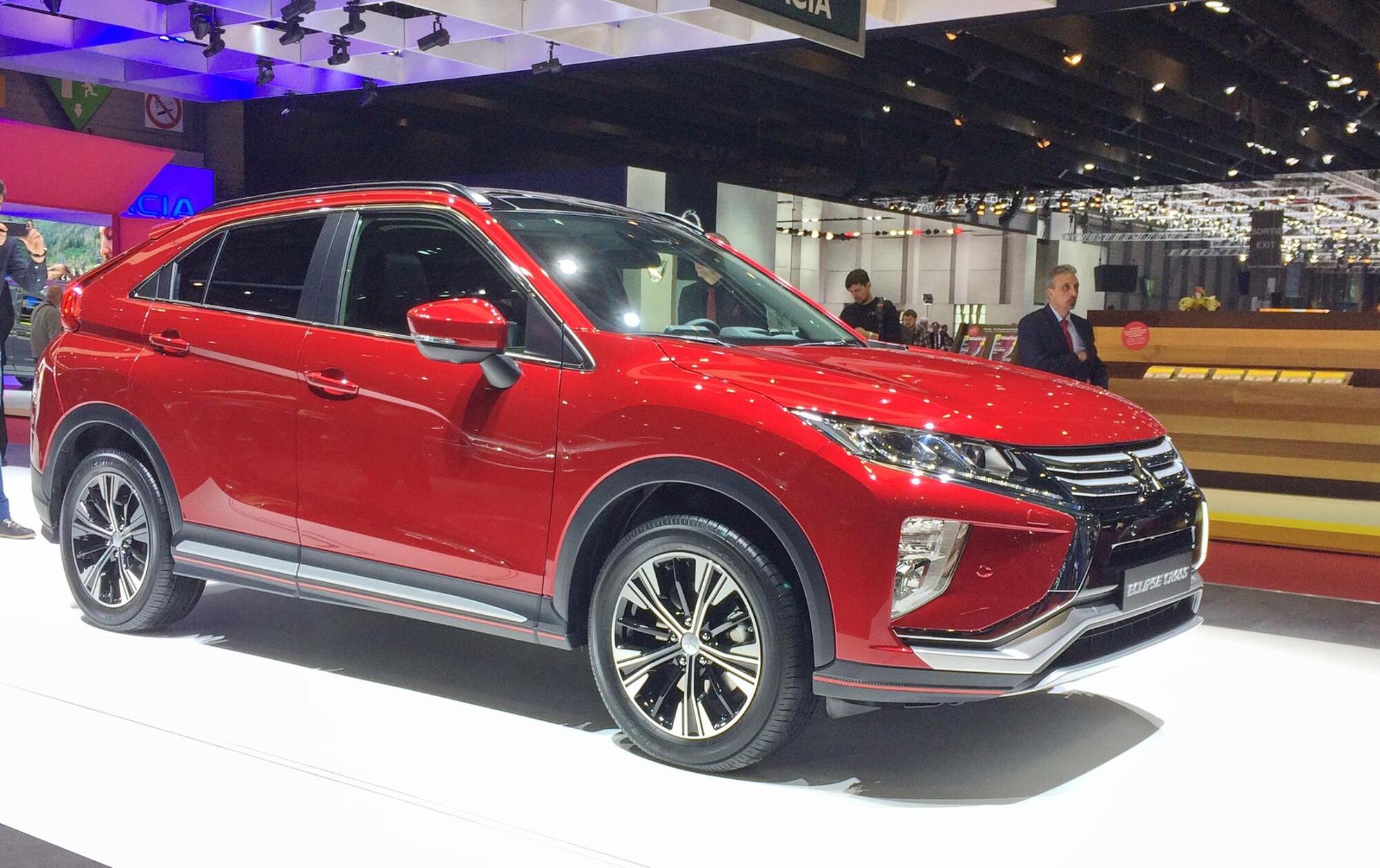 Mitsubishi Eclipse Cross: "слухняний" кросовер із зухвалим дизайном