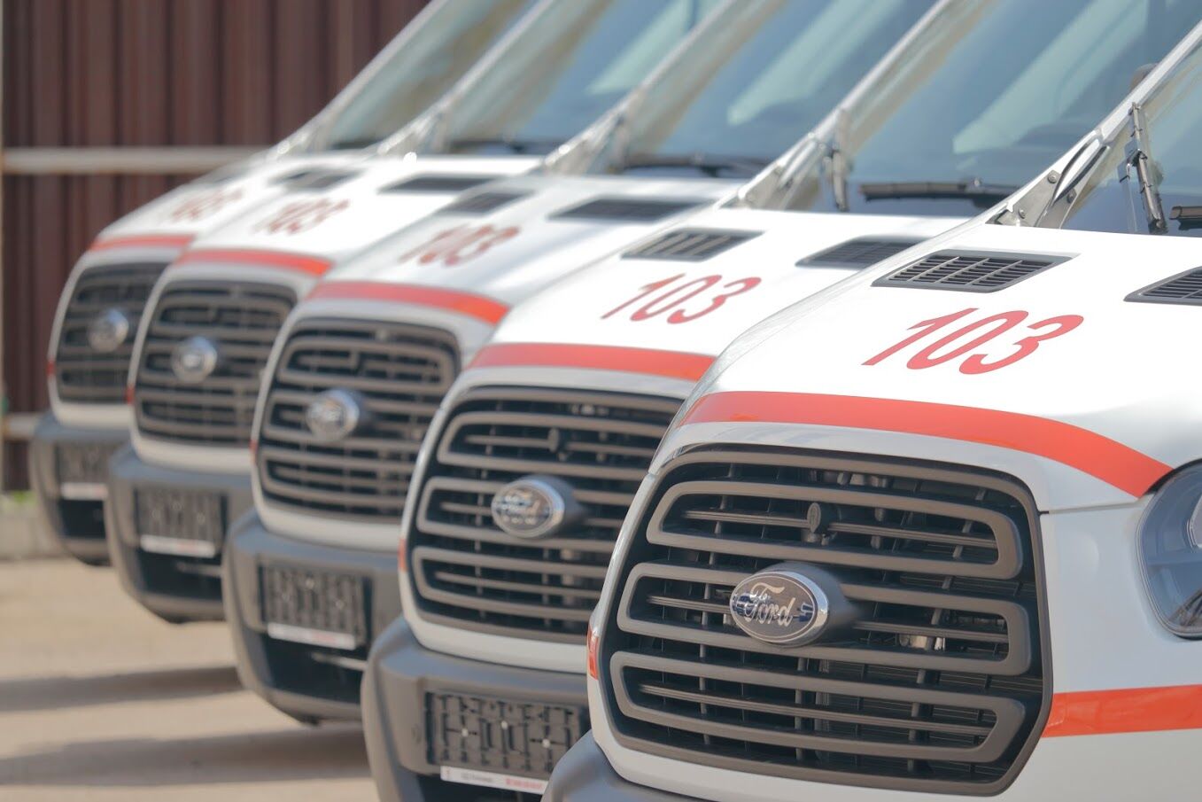 Філатов: автопарк швидкої допомоги у Дніпрі поповнили ще 10 сучасних машин