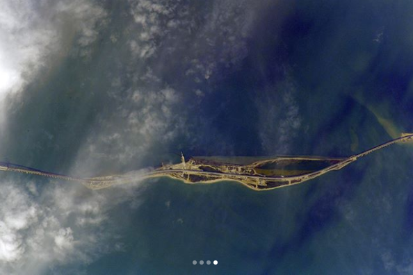 Крымский мост показали из космоса: появились фото