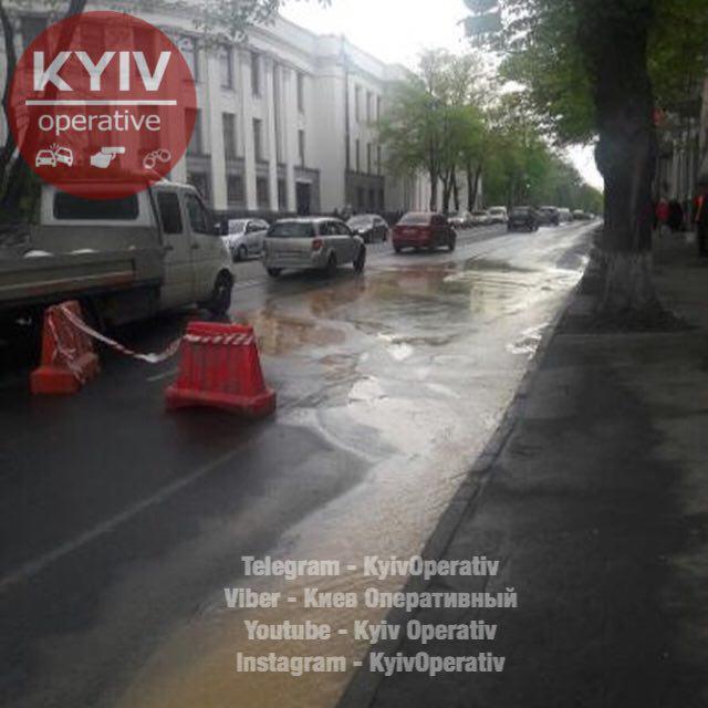 В центре Киева произошло ЧП: названы последствия для Кабмина и Рады