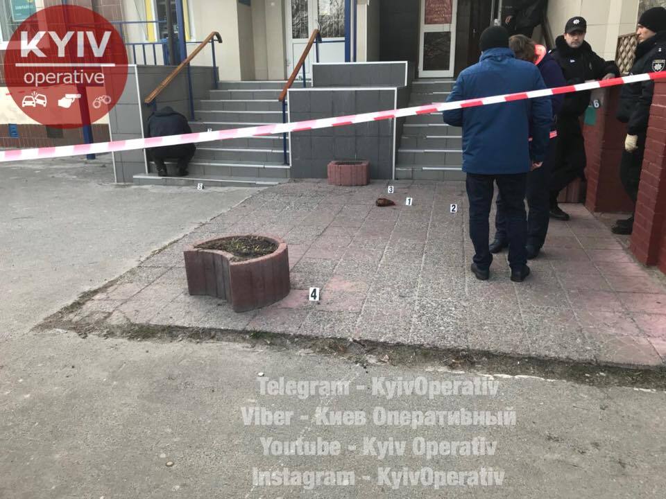 Вибухове пограбування: у Києві чоловік зухвало напав на банк