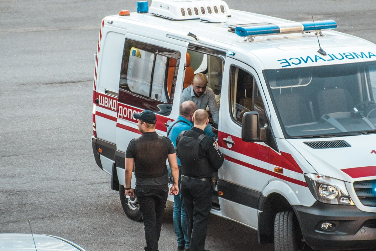 У центрі Києва побили Мустафу Найєма, він в лікарні: всі подробиці