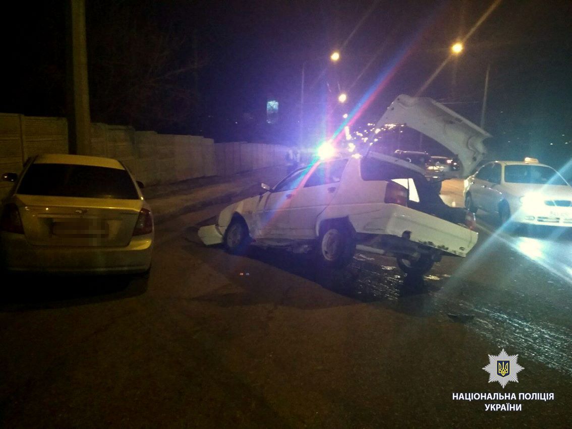 У Харкові сталася смертельна ДТП з "швидкою": фото з місця подій