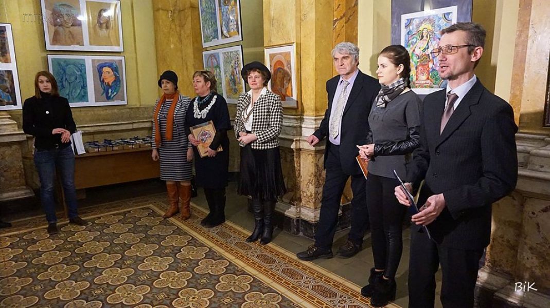 У Львові виставили картини обдарованих дітей Маріуполя
