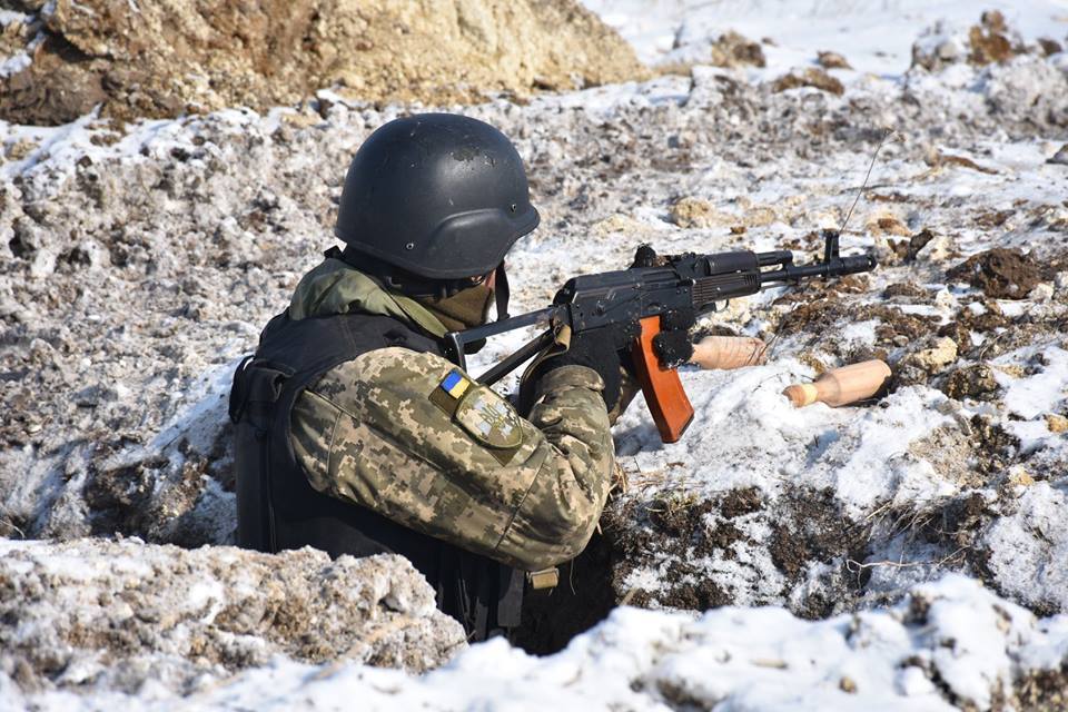 У 18 років "втік" на війну: історія бійця, що втратив ногу, але мріє літати