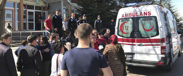 В Турции устроили стрельбу в университете: есть жертвы