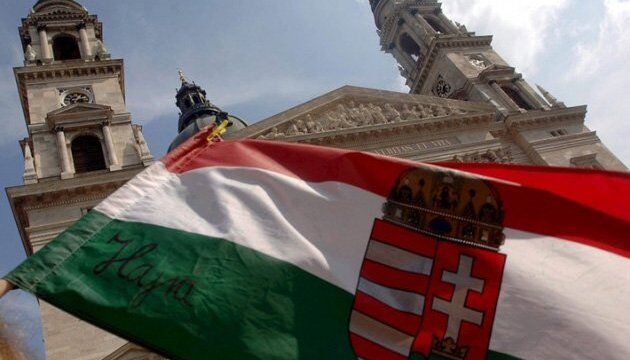 В Угорщині проходять парламентські вибори: явка б'є рекорди