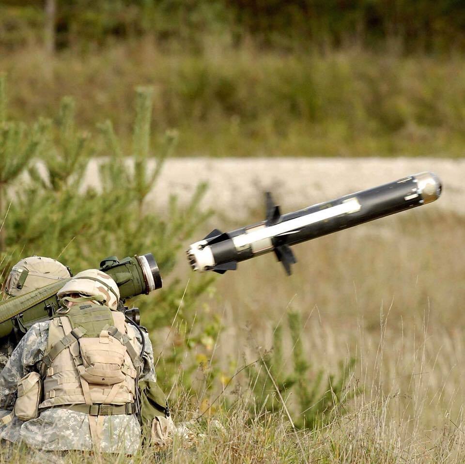 Javelin в Украине: Полторак сказал, когда ВСУ начнут использовать мощное оружие