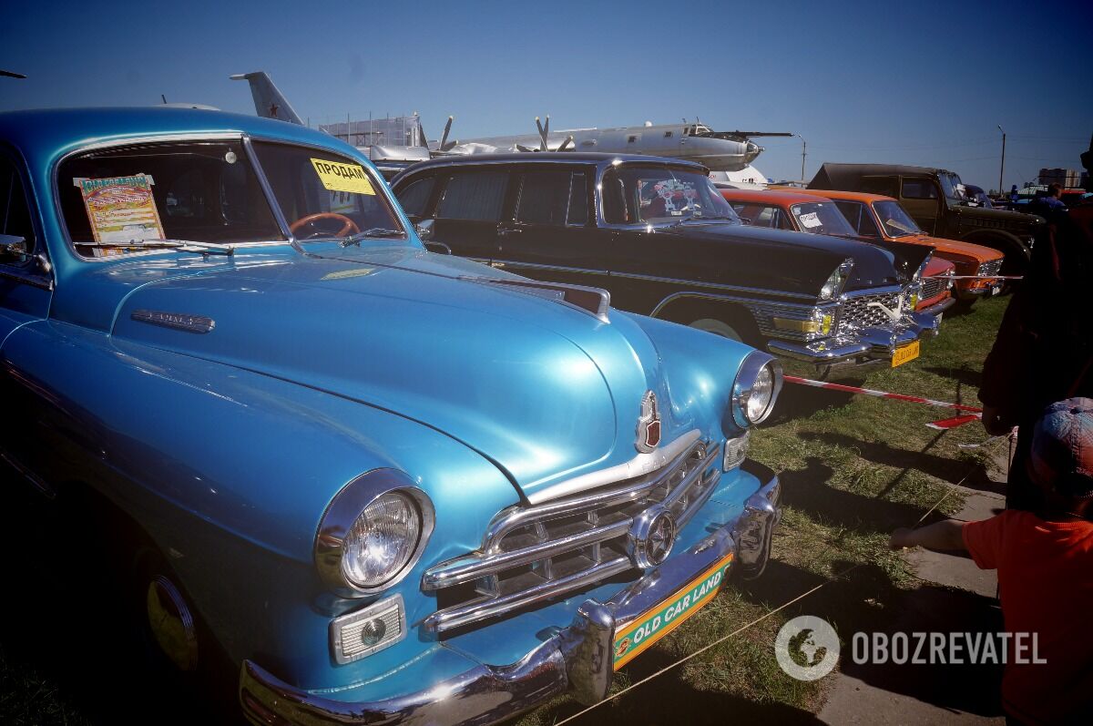 Выставка Old Car Land в Киеве