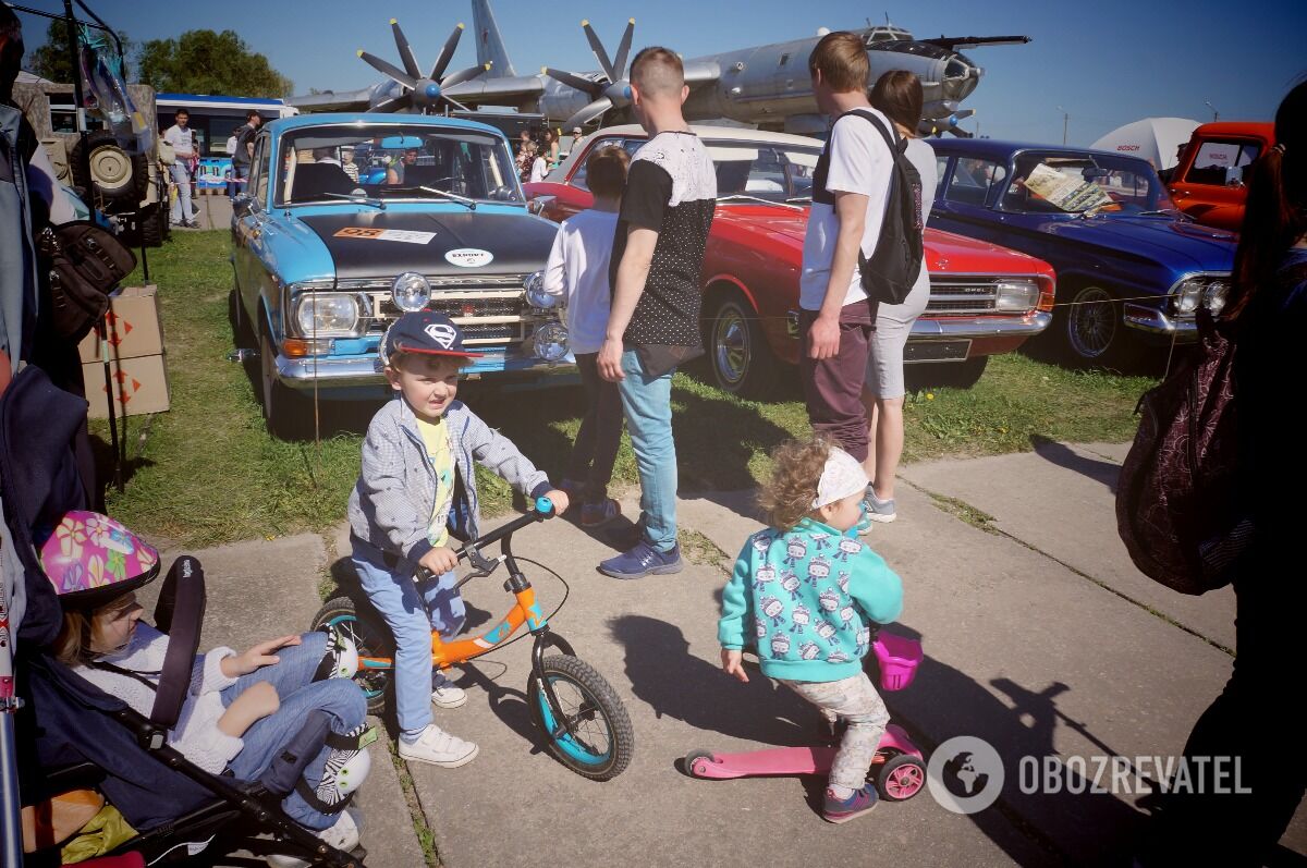 Виставка Old Car Land в Києві