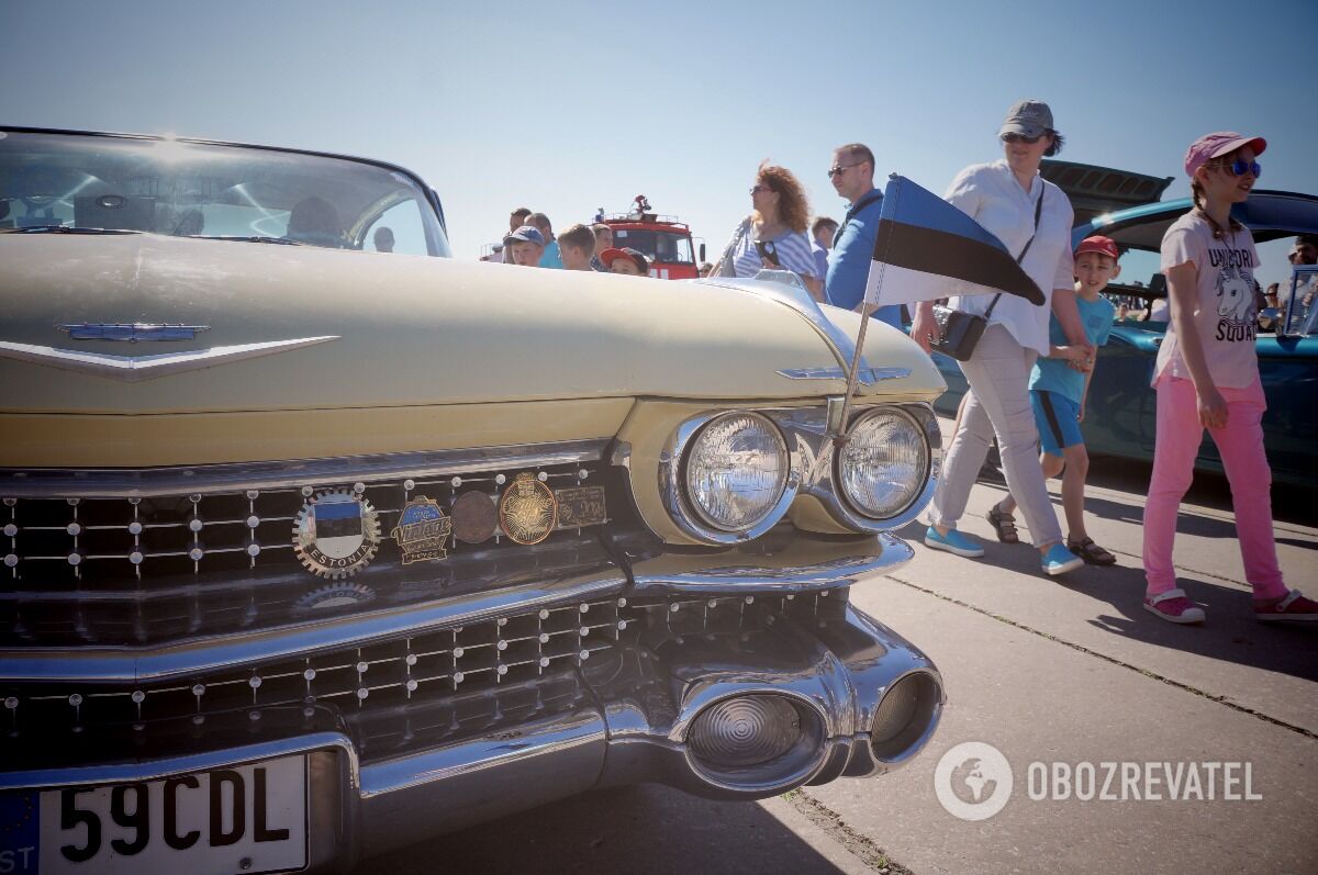 Виставка Old Car Land в Києві