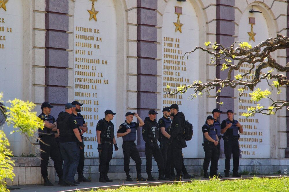 Виставили вимоги: в Одесі пройшов мітинг любителів Росії