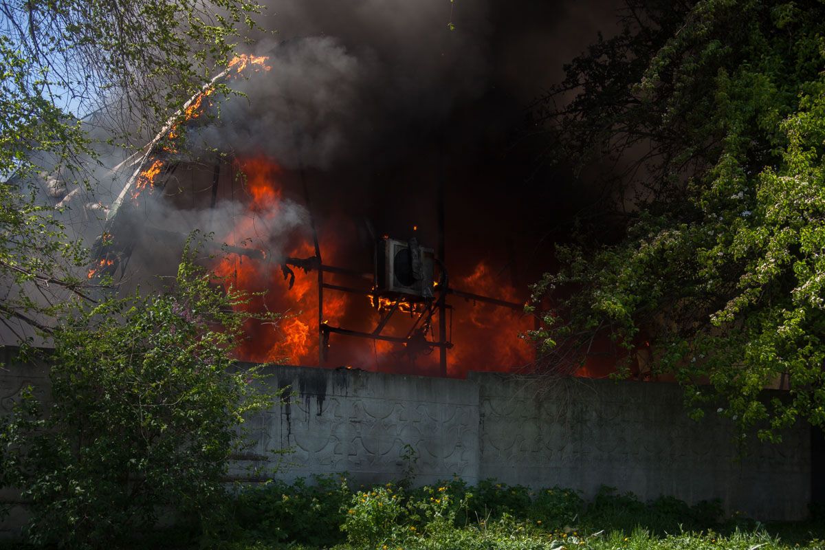В центре Днепра случился страшный пожар