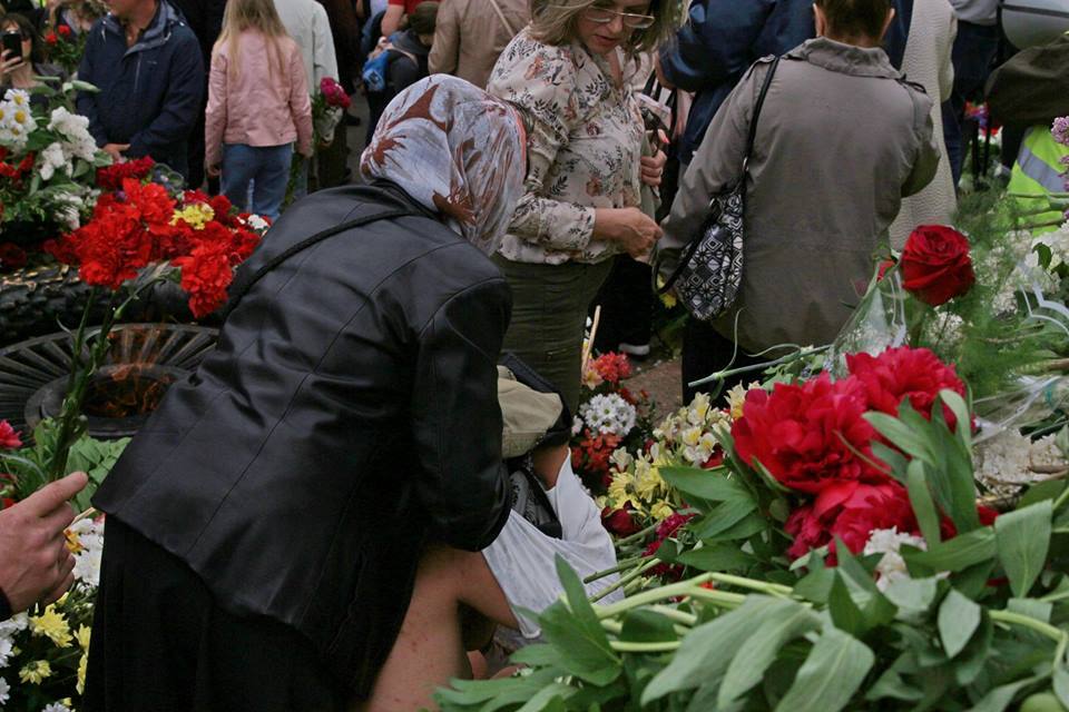 В Одесі влаштували стриптиз біля пам'ятника Невідомому матросу