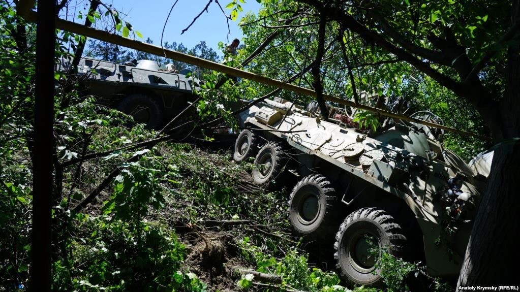 Новости Крымнаша. Предатели, готовьте портреты Путина и выстраивайтесь на коленях вдоль дорог