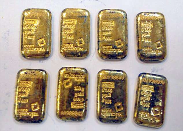 У Шрі-Ланці контрабандисти намагалися перевезти 2 кг золота в прямій кишці