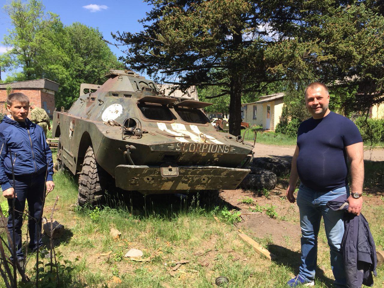 Скоро лопнет: экс-главарь "ДНР" отрастил огромный живот в России. Фотофакт