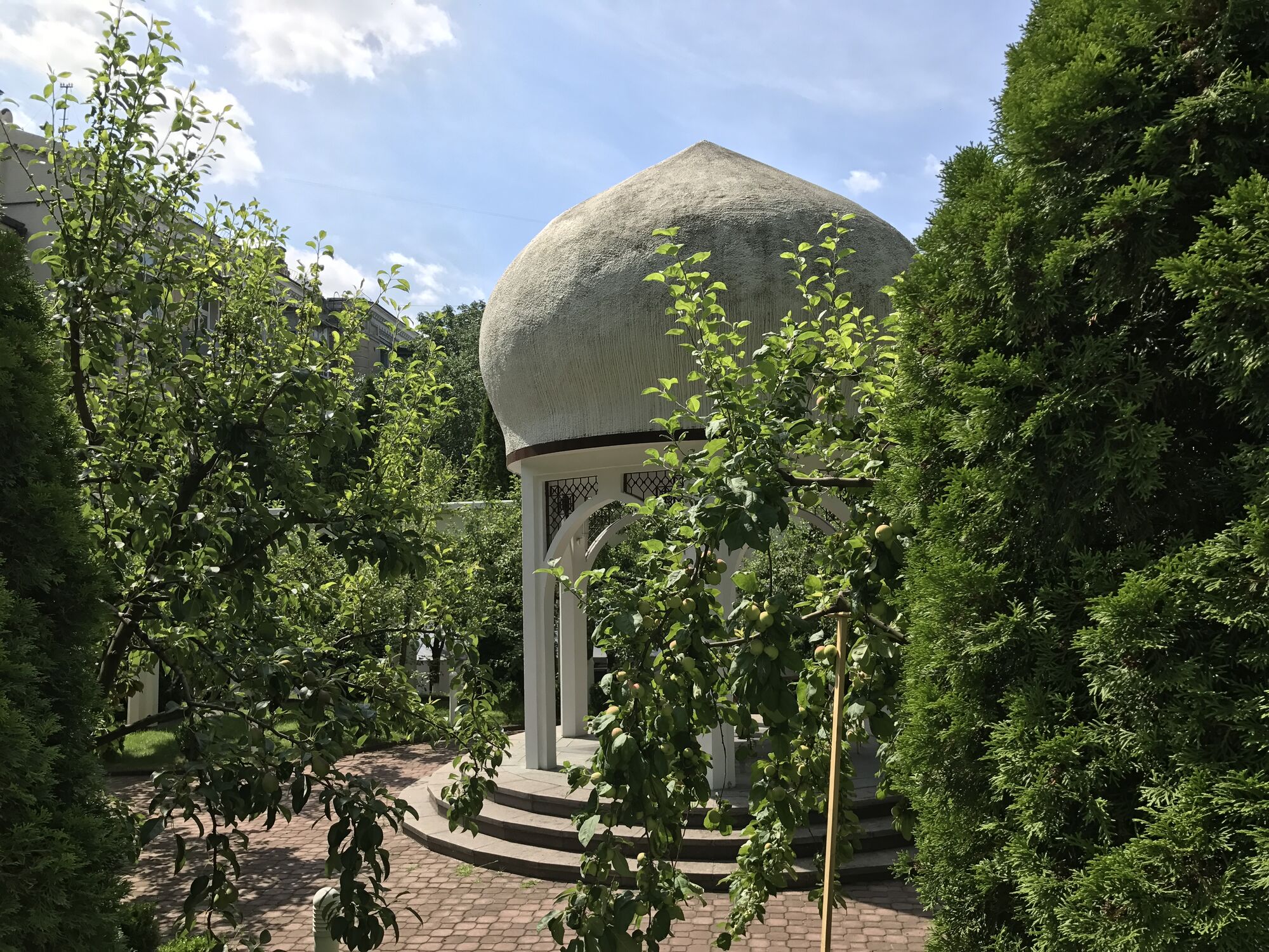 Дуля під черевиком і сонячний годинник: п'ять секретів Києва від екскурсовода