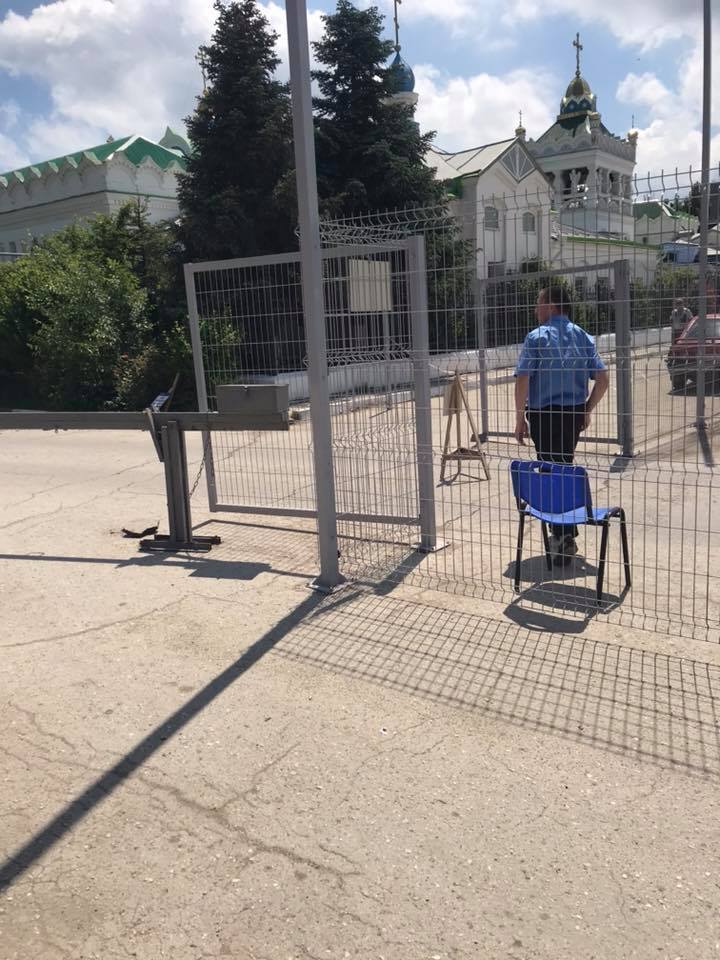 Не курорт, а зона: блогер показал, во что оккупанты превратили Крым