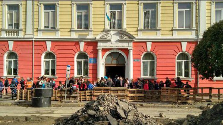 Эвакуация в школе Ужгорода