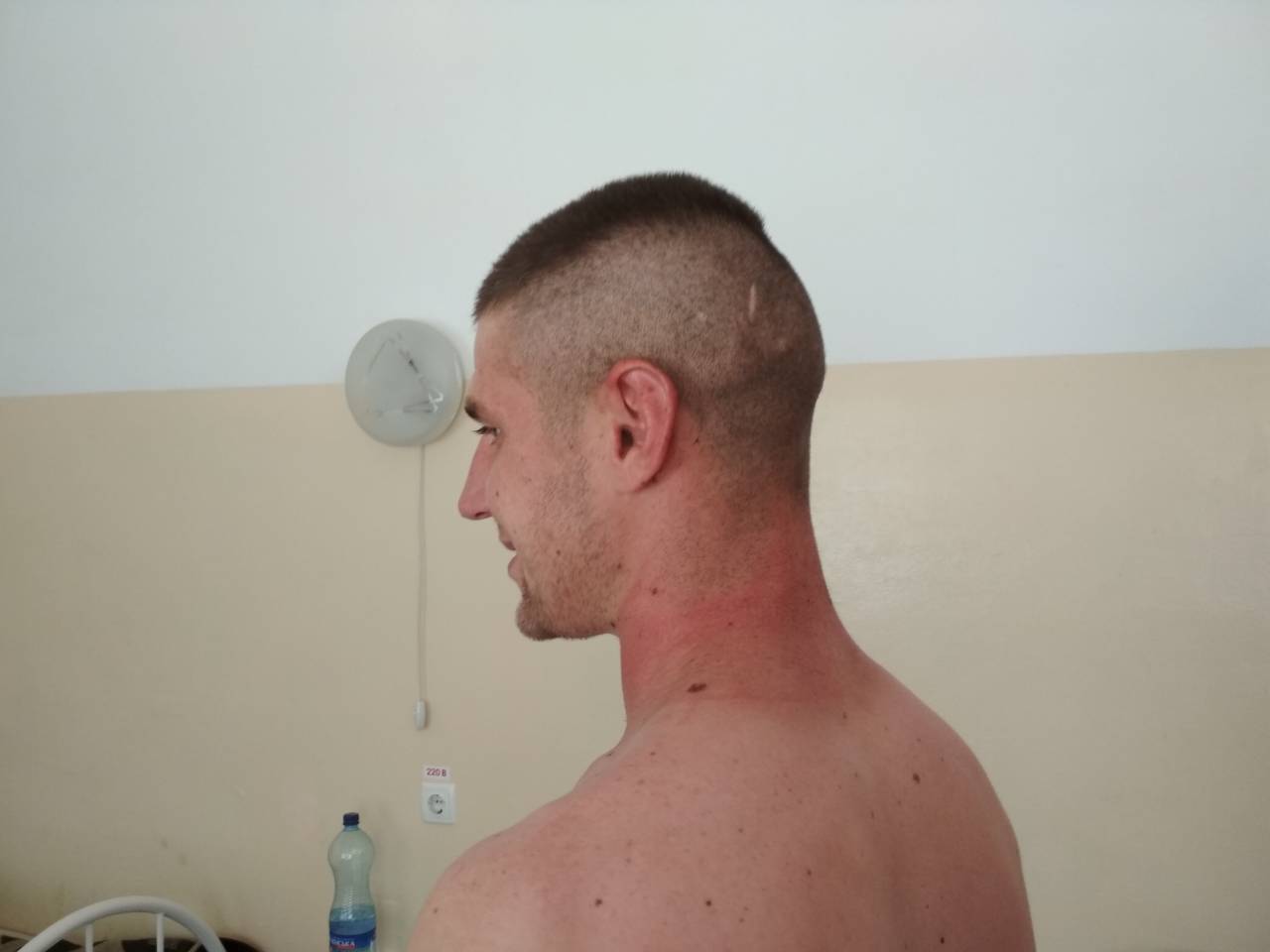 Восхитил воинов и Украину: юный парикмахер из Мариуполя объяснил свой поступок 