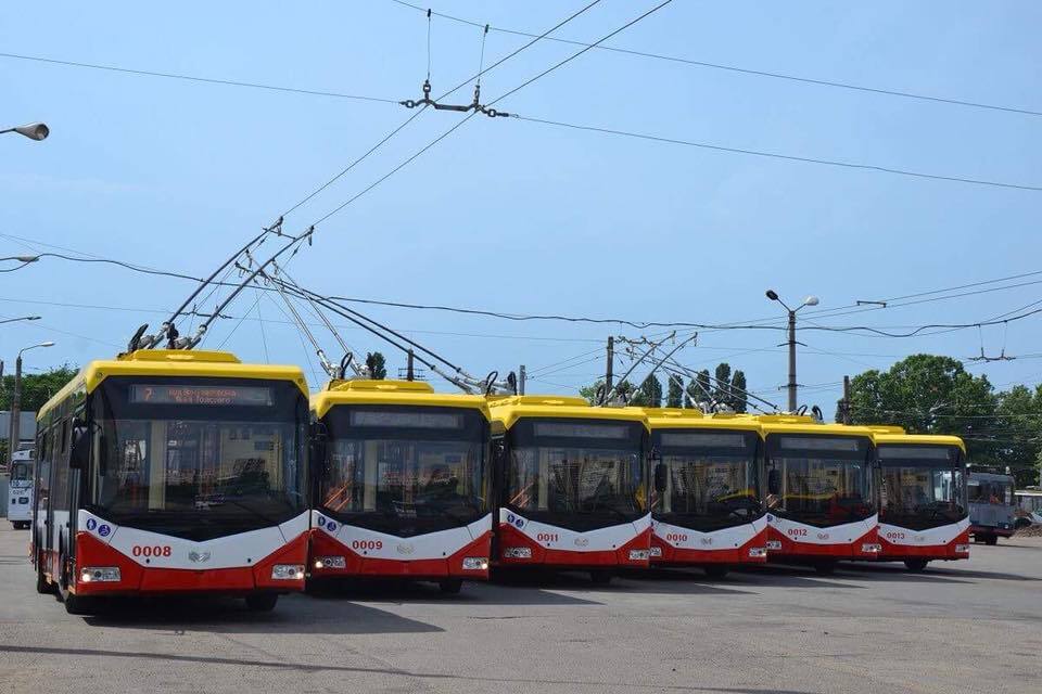 Могут "приседать": в Одессе похвастались новым электротранспортом
