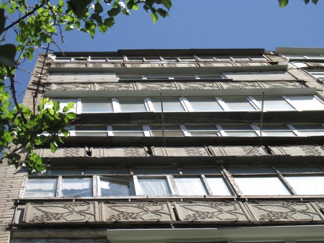 Многоэтажку под Запорожьем атаковали "вампиры": фото, видео