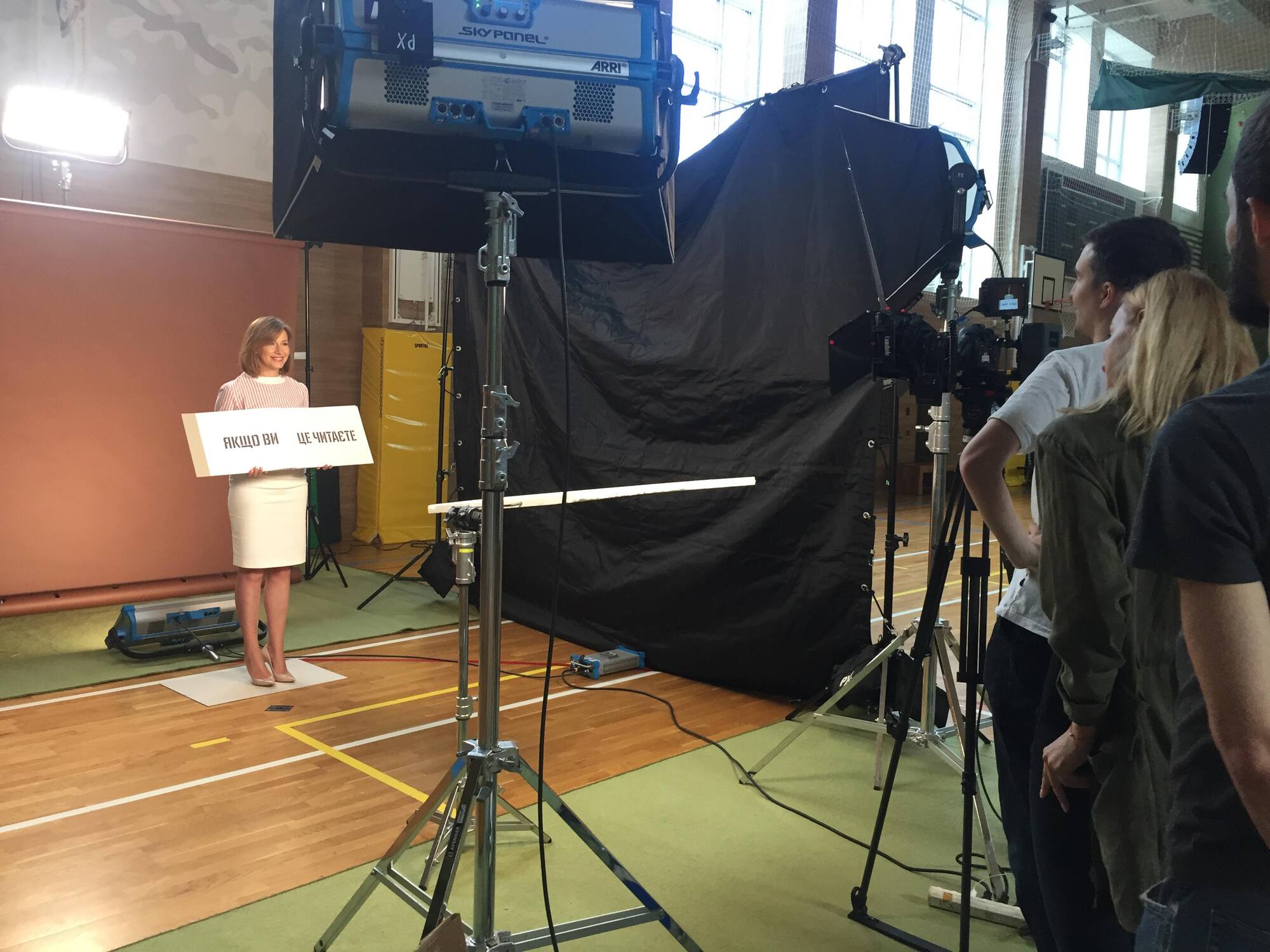 Маша Ефросинина, Джамала, Монатик и другие украинские звезды призывают поблагодарить своих учителей