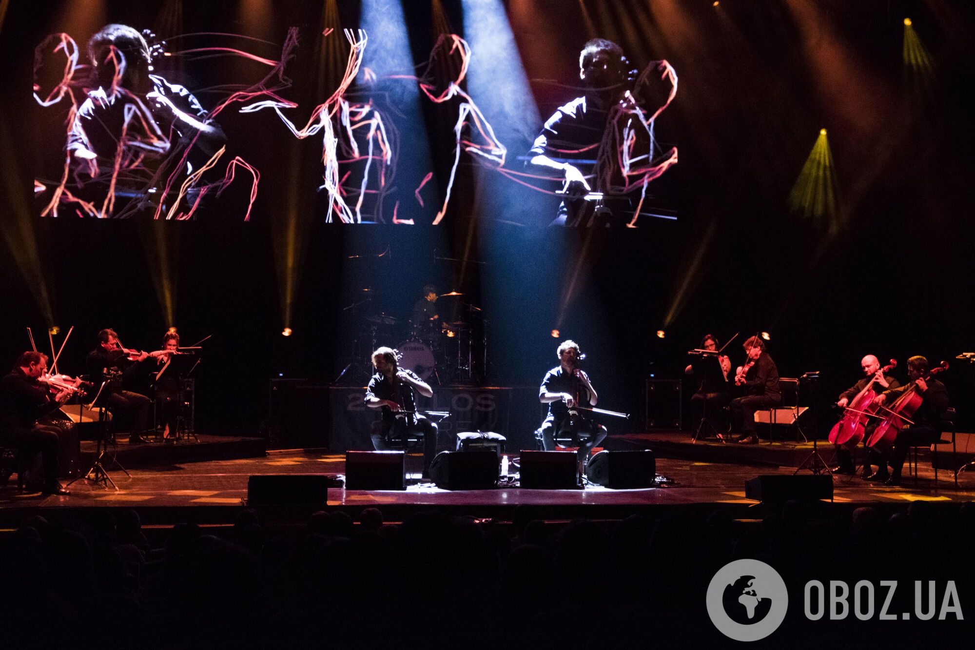 Як дует 2Cellos перетворив ДК "Україна" на танцпол: репортаж